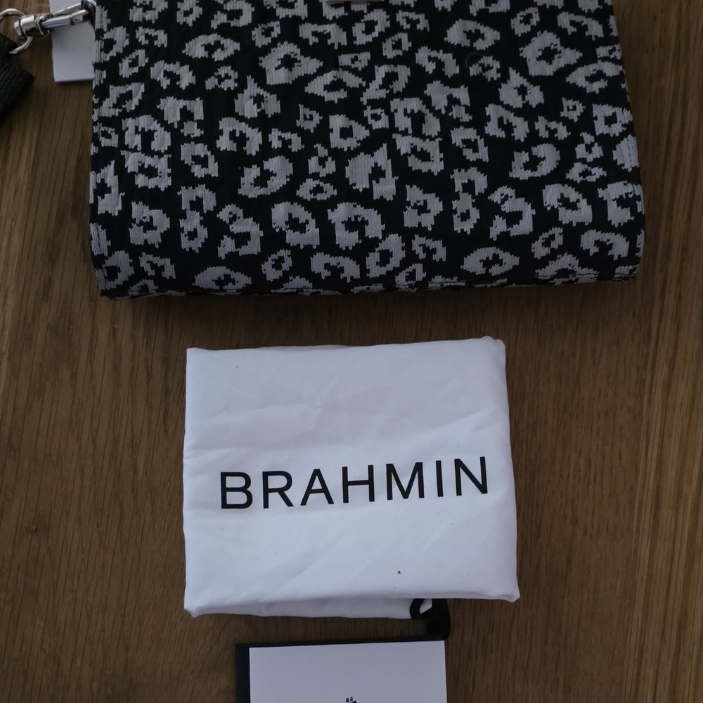 SALE ๐ด๓ ง๓ ข๓ ณ๓ ฃ๓ ด๓ ฟ Brahmin Adia Wristlet Featured In Charcoal Luxe Leisure NWT - Picture 13 of 14